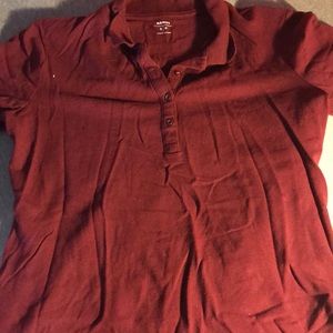 Maroon colored short sleeve polo. Only worn once